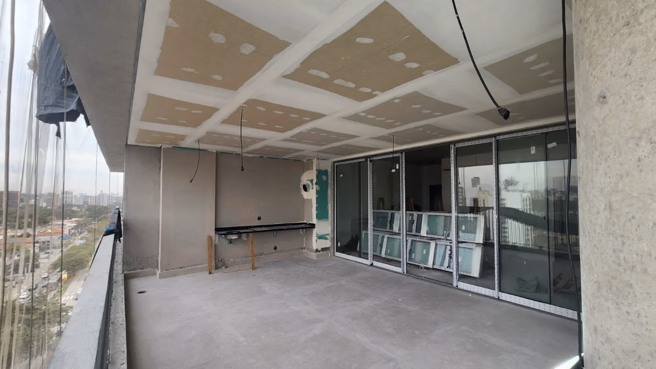 Obra do Platz 450, foto real